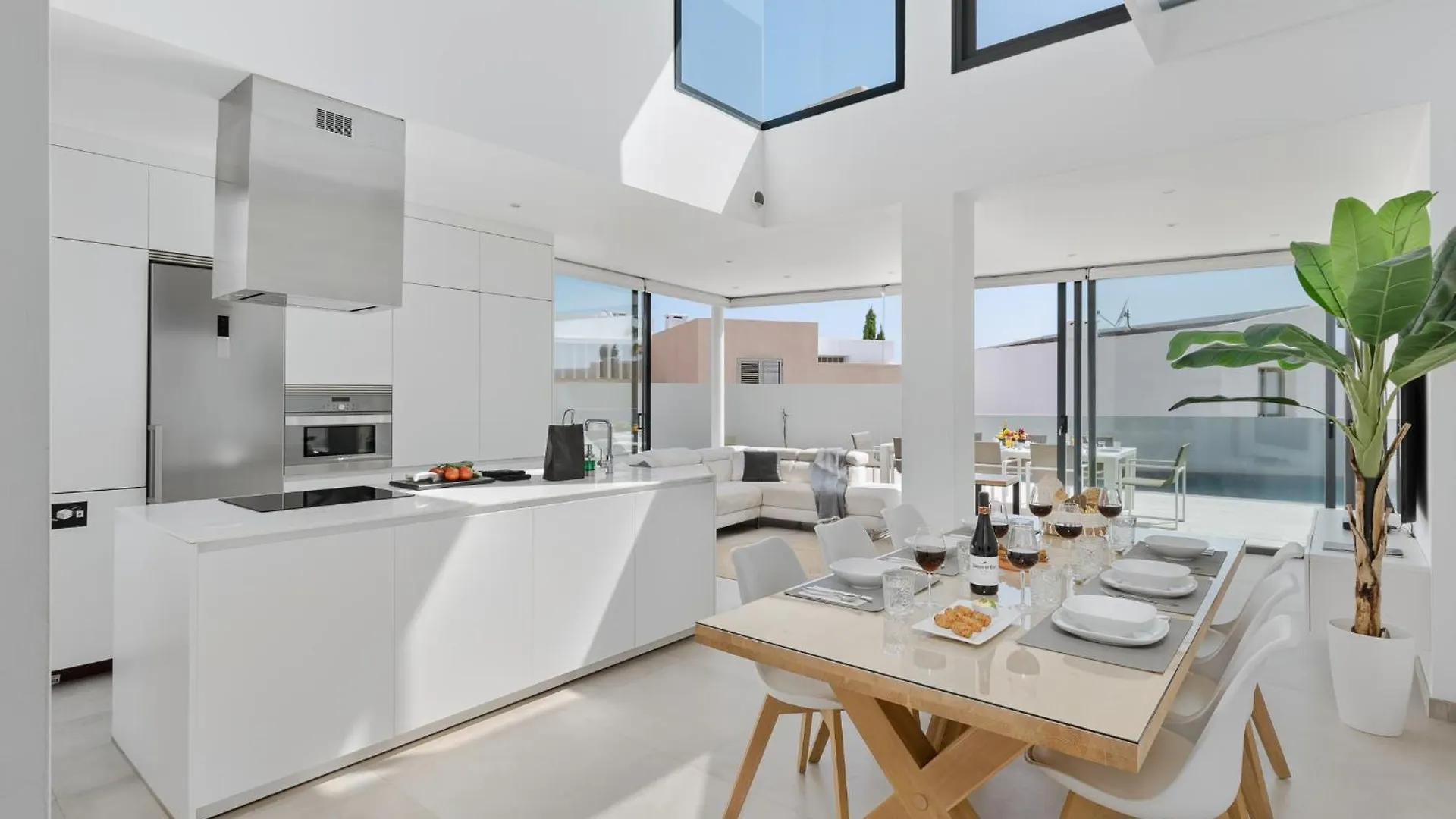 Karat Villa Neveda Costa Adeje