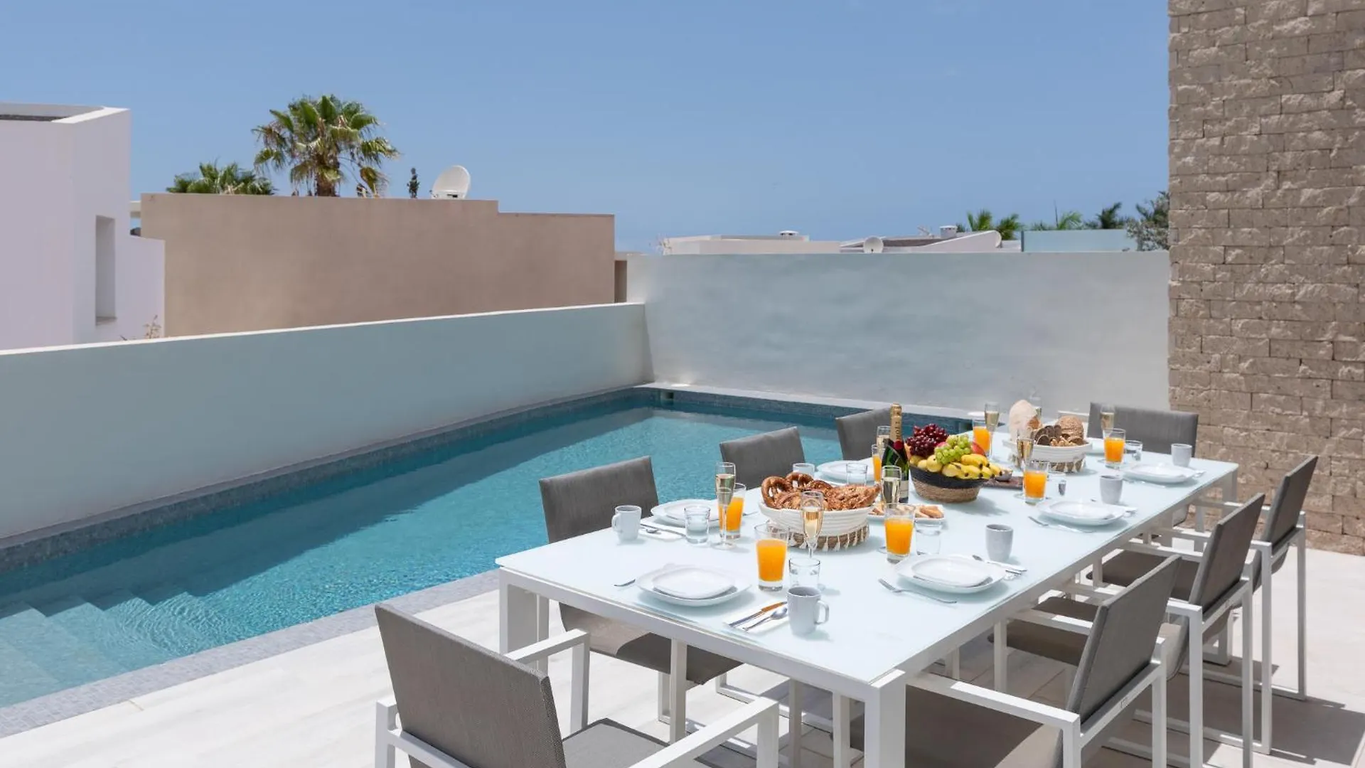 Karat Villa Neveda Costa Adeje  Spain